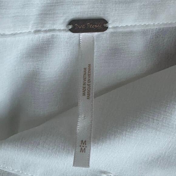 Free People shirt dress white textured crinkle Moonstruck button down women’s M - Picture 8 of 8